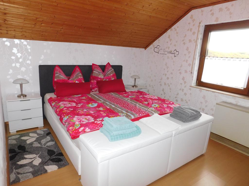 Welling Ferienwohnung Schmitz מראה חיצוני תמונה